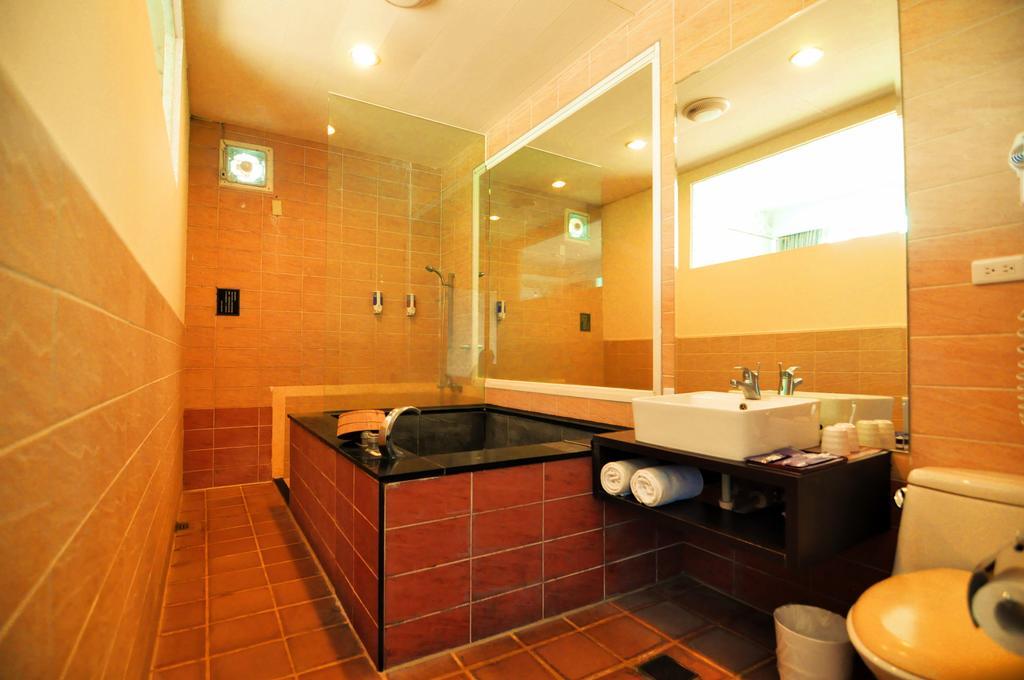Hotel Courier Station Wulai Exterior foto